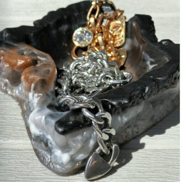 Handmade Resin Geode Style Trinket Dish - Picture 5 of 8